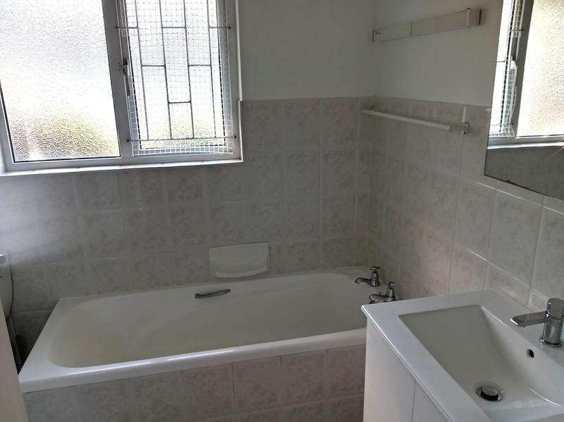 2 Bedroom Property for Sale in Scottburgh KwaZulu-Natal