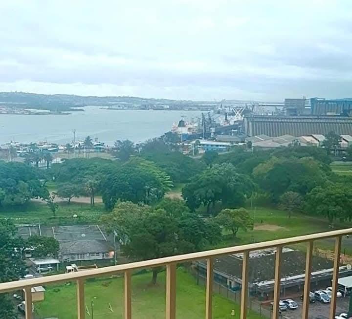 2 Bedroom Property for Sale in Durban Central KwaZulu-Natal