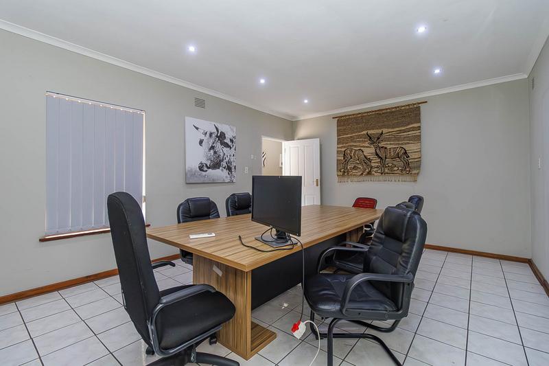4 Bedroom Property for Sale in Manors KwaZulu-Natal