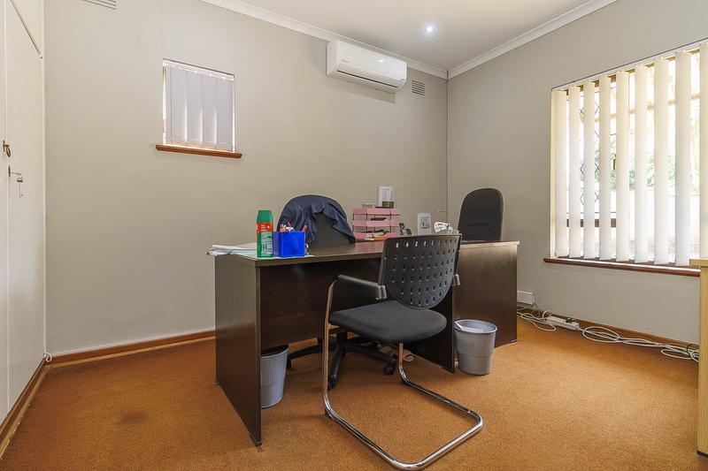 4 Bedroom Property for Sale in Manors KwaZulu-Natal