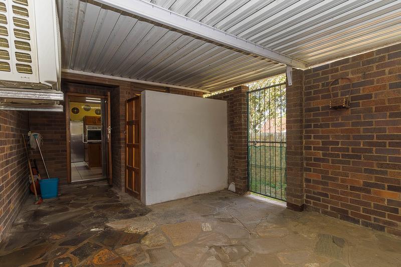 4 Bedroom Property for Sale in Manors KwaZulu-Natal