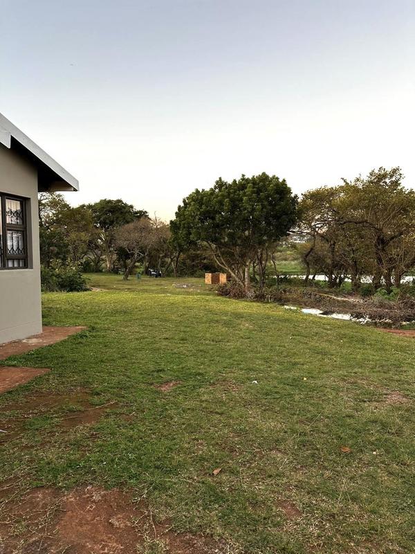 2 Bedroom Property for Sale in Empangeni Central KwaZulu-Natal