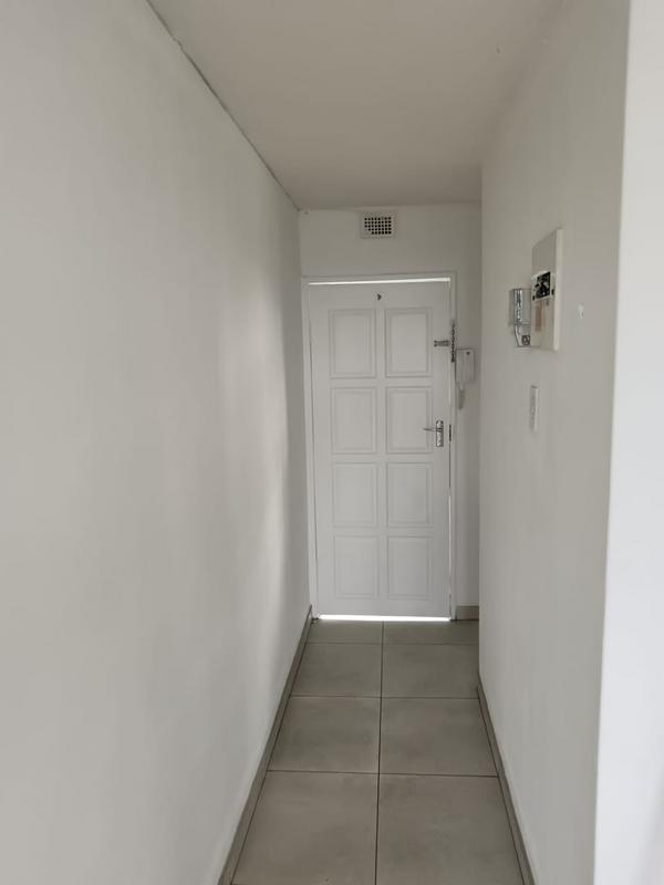 To Let 2 Bedroom Property for Rent in Reservoir Hills KwaZulu-Natal