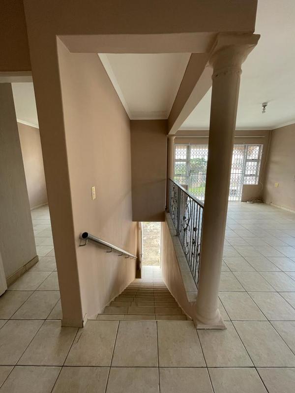 To Let 2 Bedroom Property for Rent in Sherwood KwaZulu-Natal