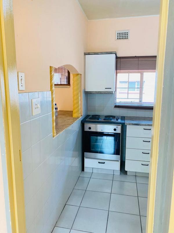 To Let 1 Bedroom Property for Rent in Montclair KwaZulu-Natal