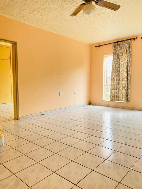 To Let 1 Bedroom Property for Rent in Montclair KwaZulu-Natal
