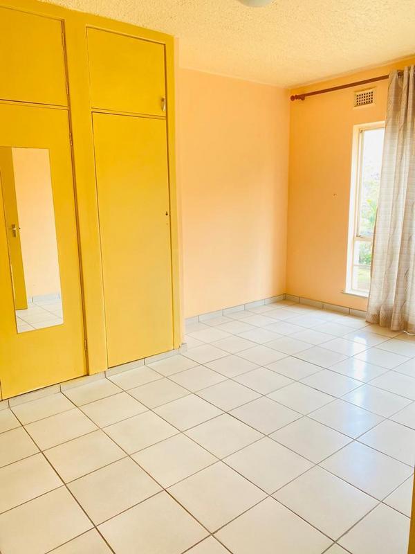 To Let 1 Bedroom Property for Rent in Montclair KwaZulu-Natal