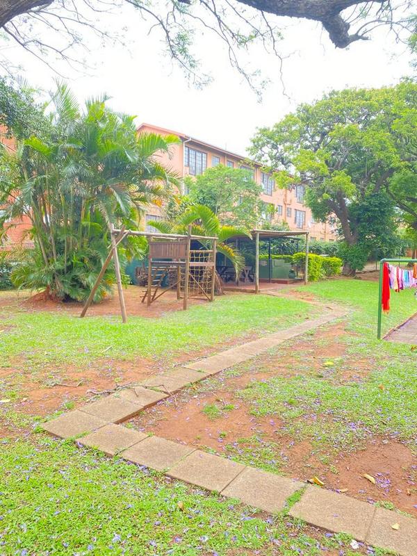 To Let 1 Bedroom Property for Rent in Montclair KwaZulu-Natal