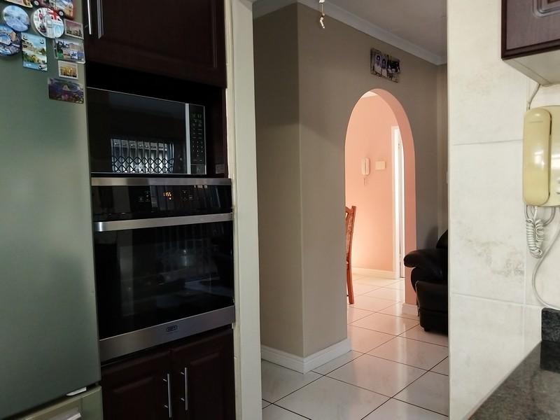 5 Bedroom Property for Sale in Avoca KwaZulu-Natal