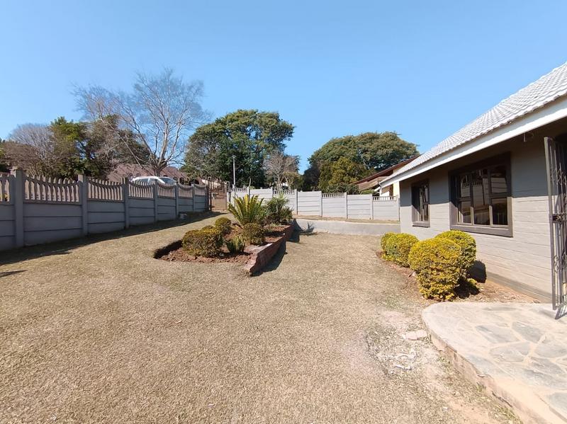 To Let 3 Bedroom Property for Rent in Westgate KwaZulu-Natal