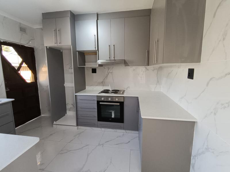 To Let 3 Bedroom Property for Rent in Westgate KwaZulu-Natal