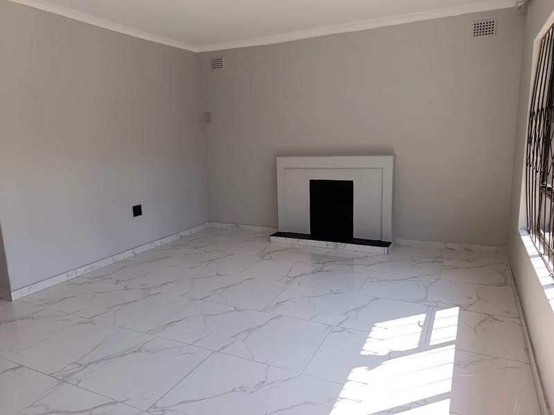 To Let 3 Bedroom Property for Rent in Westgate KwaZulu-Natal