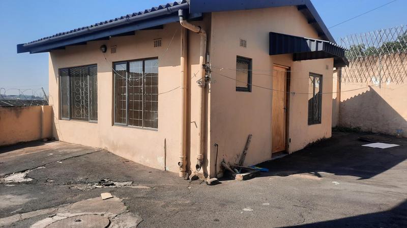 To Let 2 Bedroom Property for Rent in Crossmoor KwaZulu-Natal