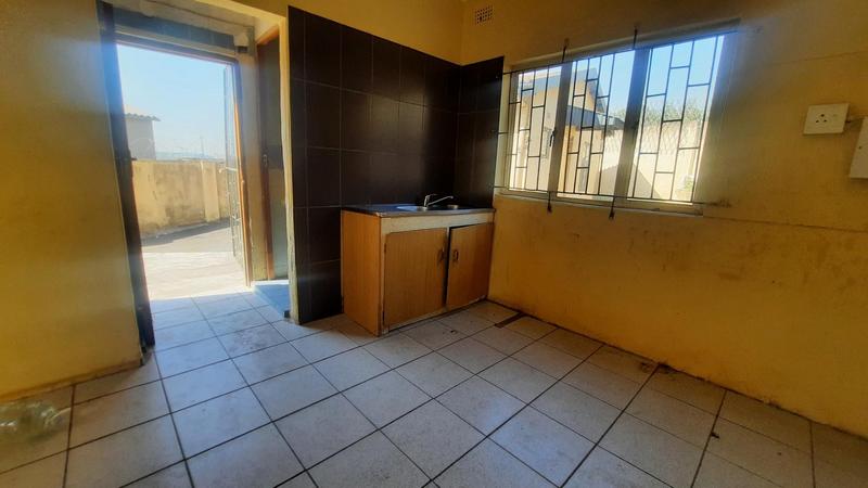 To Let 2 Bedroom Property for Rent in Crossmoor KwaZulu-Natal