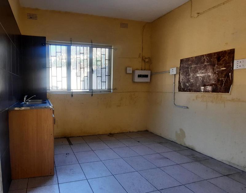To Let 2 Bedroom Property for Rent in Crossmoor KwaZulu-Natal