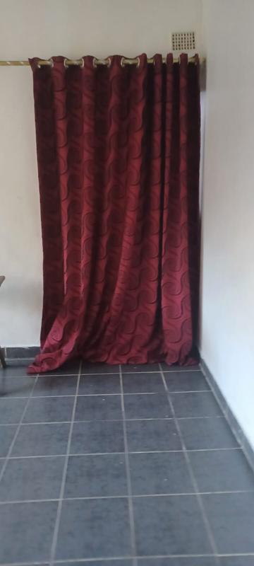To Let 1 Bedroom Property for Rent in Caneside KwaZulu-Natal