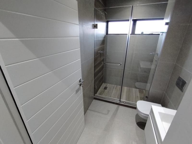 4 Bedroom Property for Sale in Izinga KwaZulu-Natal