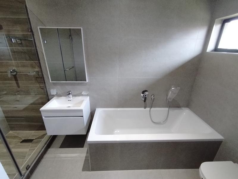 3 Bedroom Property for Sale in Izinga KwaZulu-Natal