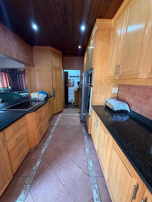 4 Bedroom Property for Sale in Burlington Heights KwaZulu-Natal