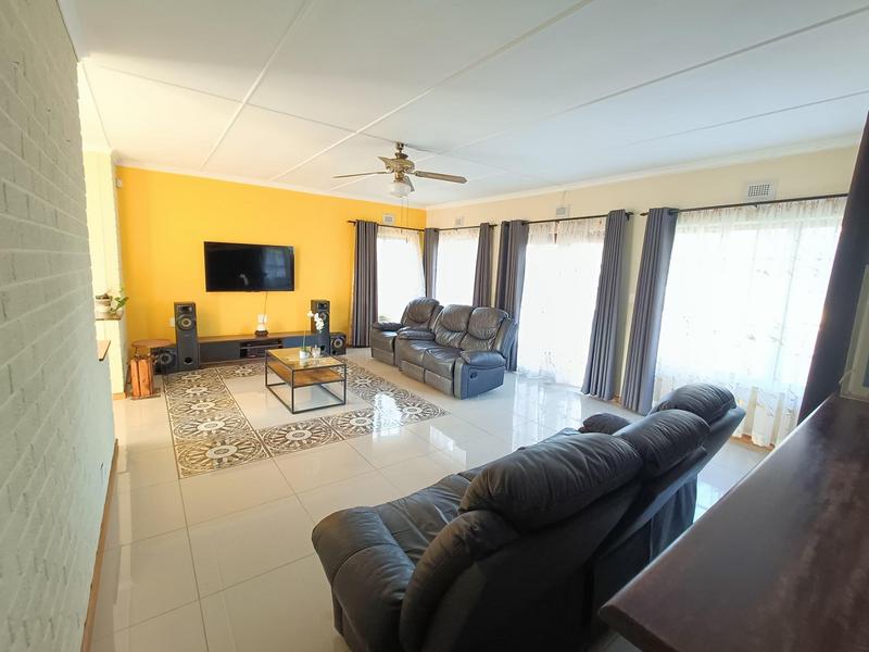3 Bedroom Property for Sale in Widenham KwaZulu-Natal
