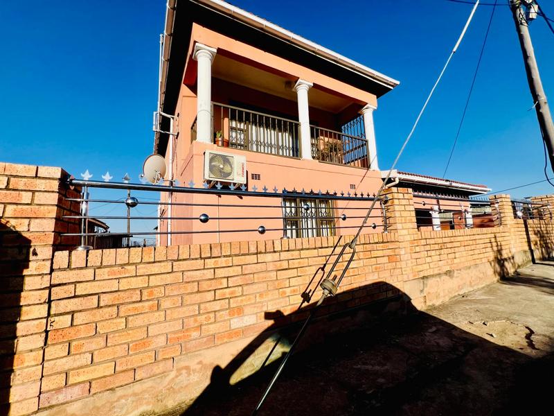4 Bedroom Property for Sale in Inanda KwaZulu-Natal