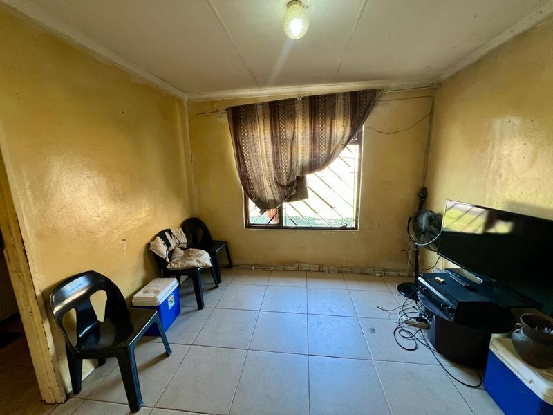 2 Bedroom Property for Sale in Umlazi U KwaZulu-Natal