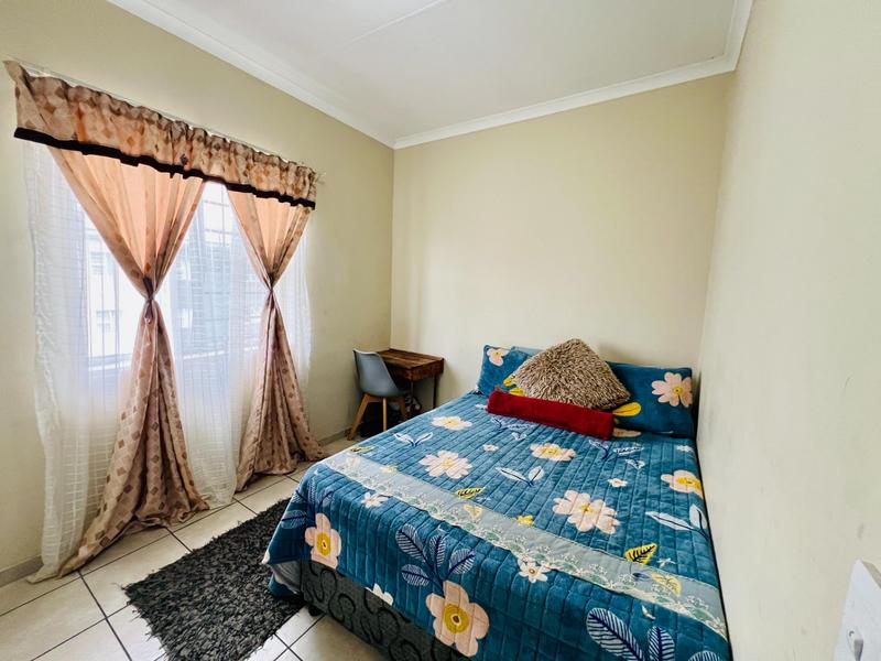2 Bedroom Property for Sale in Kwamashu KwaZulu-Natal