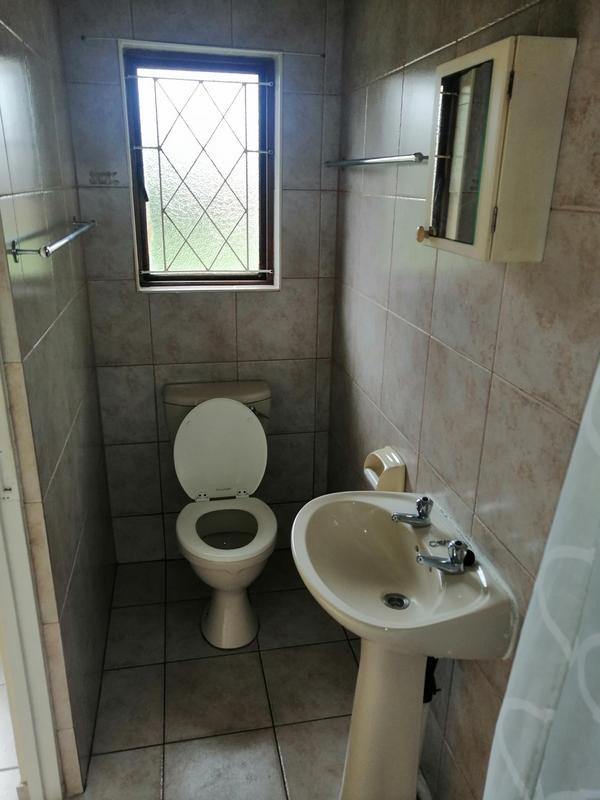 To Let 2 Bedroom Property for Rent in Birdswood KwaZulu-Natal