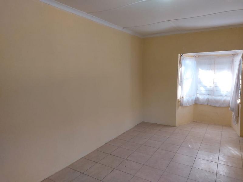 4 Bedroom Property for Sale in Leisure Bay KwaZulu-Natal