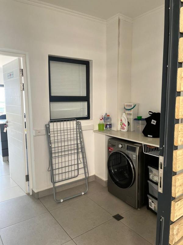 To Let 2 Bedroom Property for Rent in New Town Centre KwaZulu-Natal