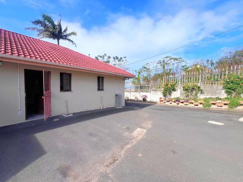 To Let 2 Bedroom Property for Rent in Margate KwaZulu-Natal