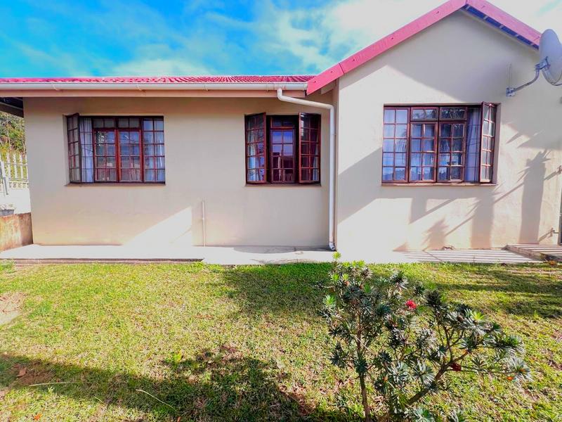 To Let 2 Bedroom Property for Rent in Margate KwaZulu-Natal