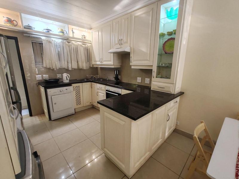 To Let 2 Bedroom Property for Rent in Port Edward KwaZulu-Natal
