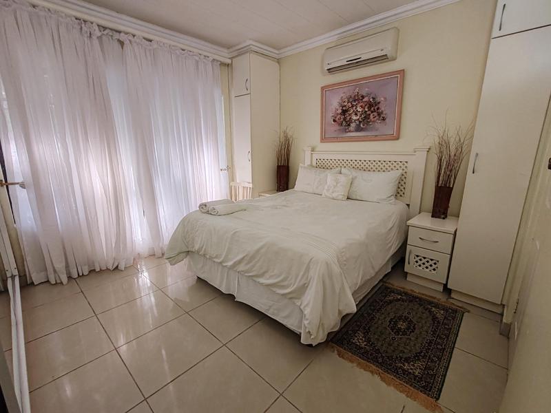To Let 2 Bedroom Property for Rent in Port Edward KwaZulu-Natal