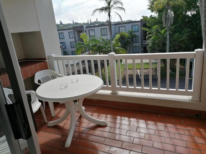 2 Bedroom Property for Sale in Uvongo KwaZulu-Natal