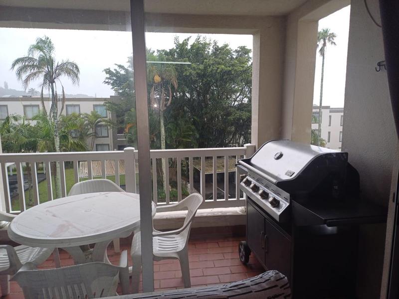 2 Bedroom Property for Sale in Uvongo KwaZulu-Natal