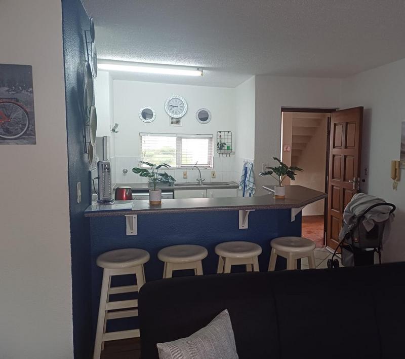 2 Bedroom Property for Sale in Uvongo KwaZulu-Natal