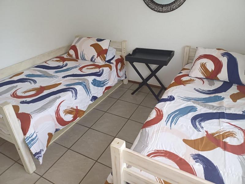 2 Bedroom Property for Sale in Uvongo KwaZulu-Natal