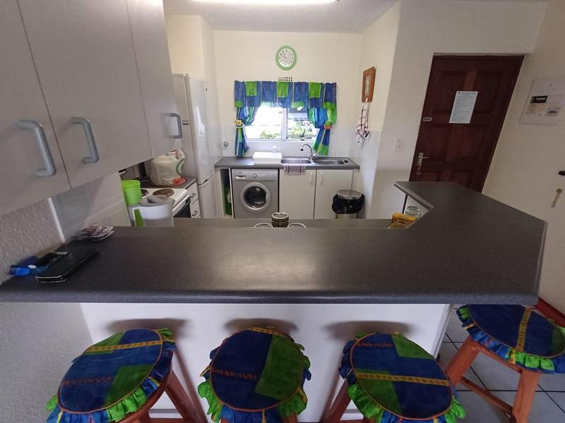 2 Bedroom Property for Sale in Uvongo KwaZulu-Natal