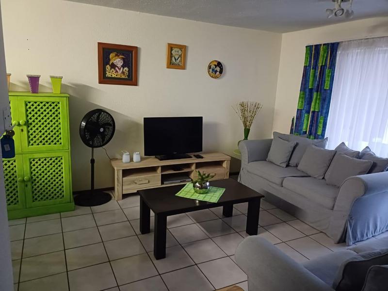 2 Bedroom Property for Sale in Uvongo KwaZulu-Natal