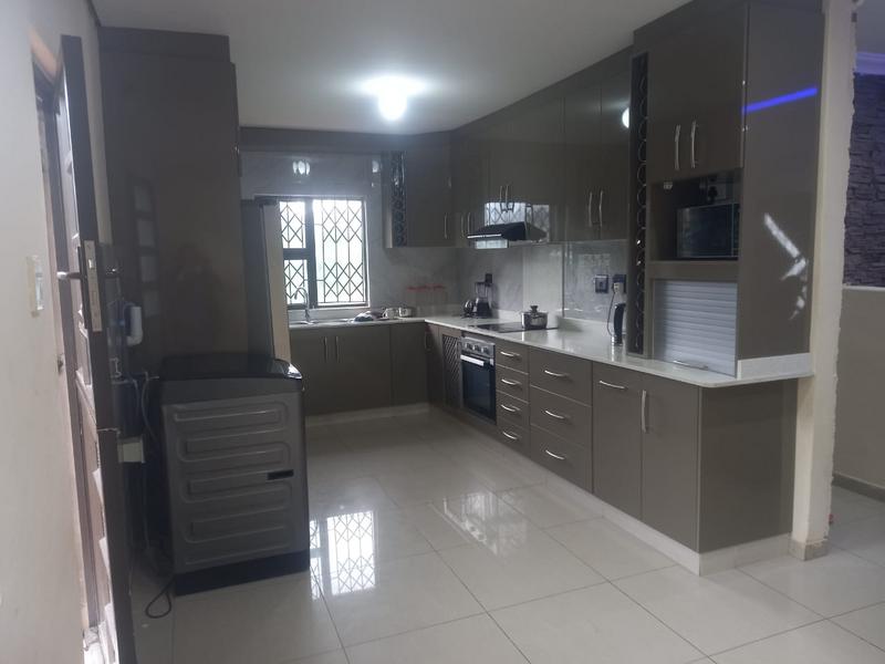 3 Bedroom Property for Sale in Ntuzuma KwaZulu-Natal