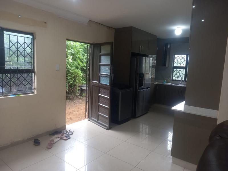 3 Bedroom Property for Sale in Ntuzuma KwaZulu-Natal