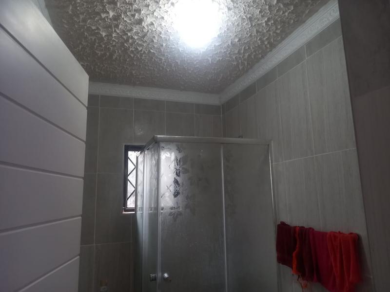 3 Bedroom Property for Sale in Ntuzuma KwaZulu-Natal