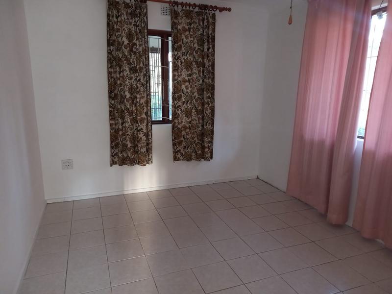 To Let 2 Bedroom Property for Rent in Escombe KwaZulu-Natal