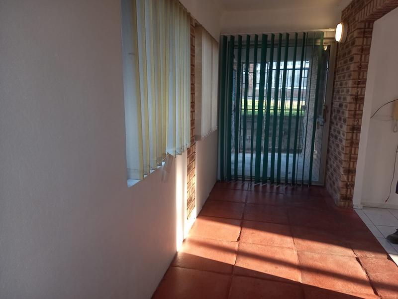 To Let 2 Bedroom Property for Rent in Escombe KwaZulu-Natal