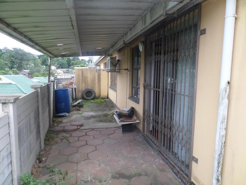 2 Bedroom Property for Sale in Bellair KwaZulu-Natal