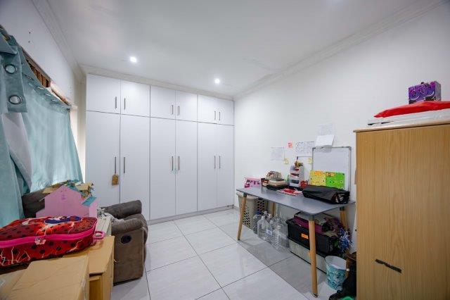 4 Bedroom Property for Sale in Malvern KwaZulu-Natal