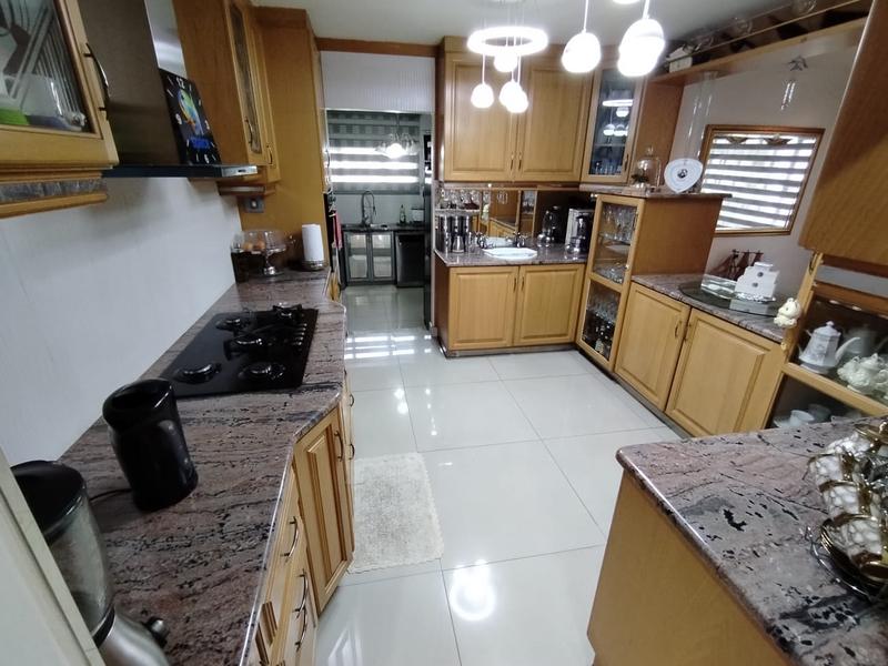 4 Bedroom Property for Sale in Somerset Park KwaZulu-Natal
