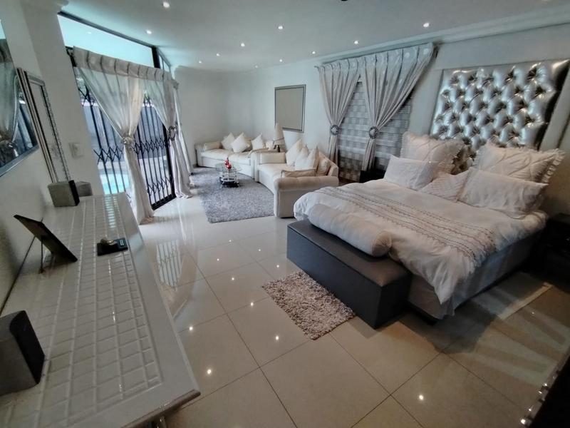 4 Bedroom Property for Sale in Somerset Park KwaZulu-Natal