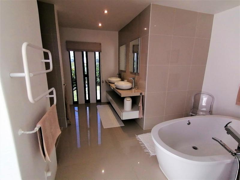 3 Bedroom Property for Sale in Shelly Beach KwaZulu-Natal